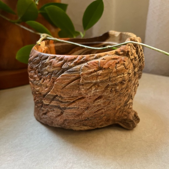 Stone Owl Planter - Picture 5 of 9